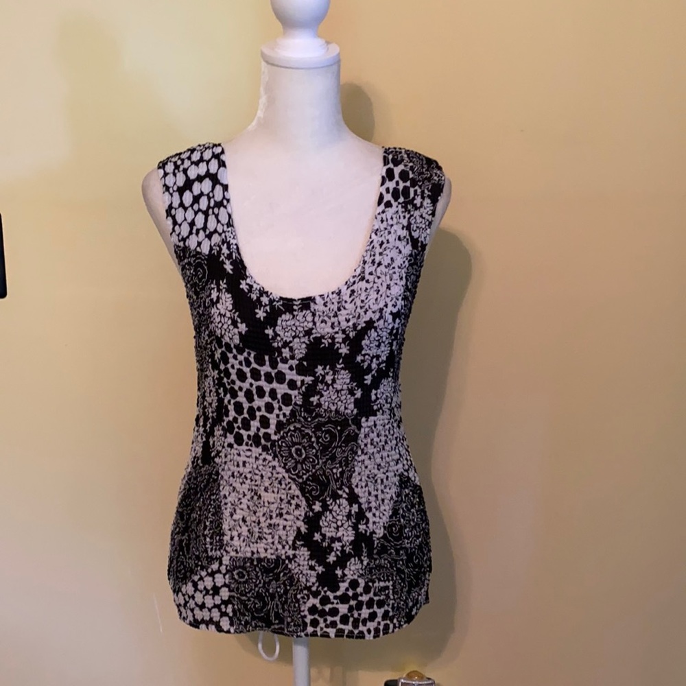 Christopher & Banks top